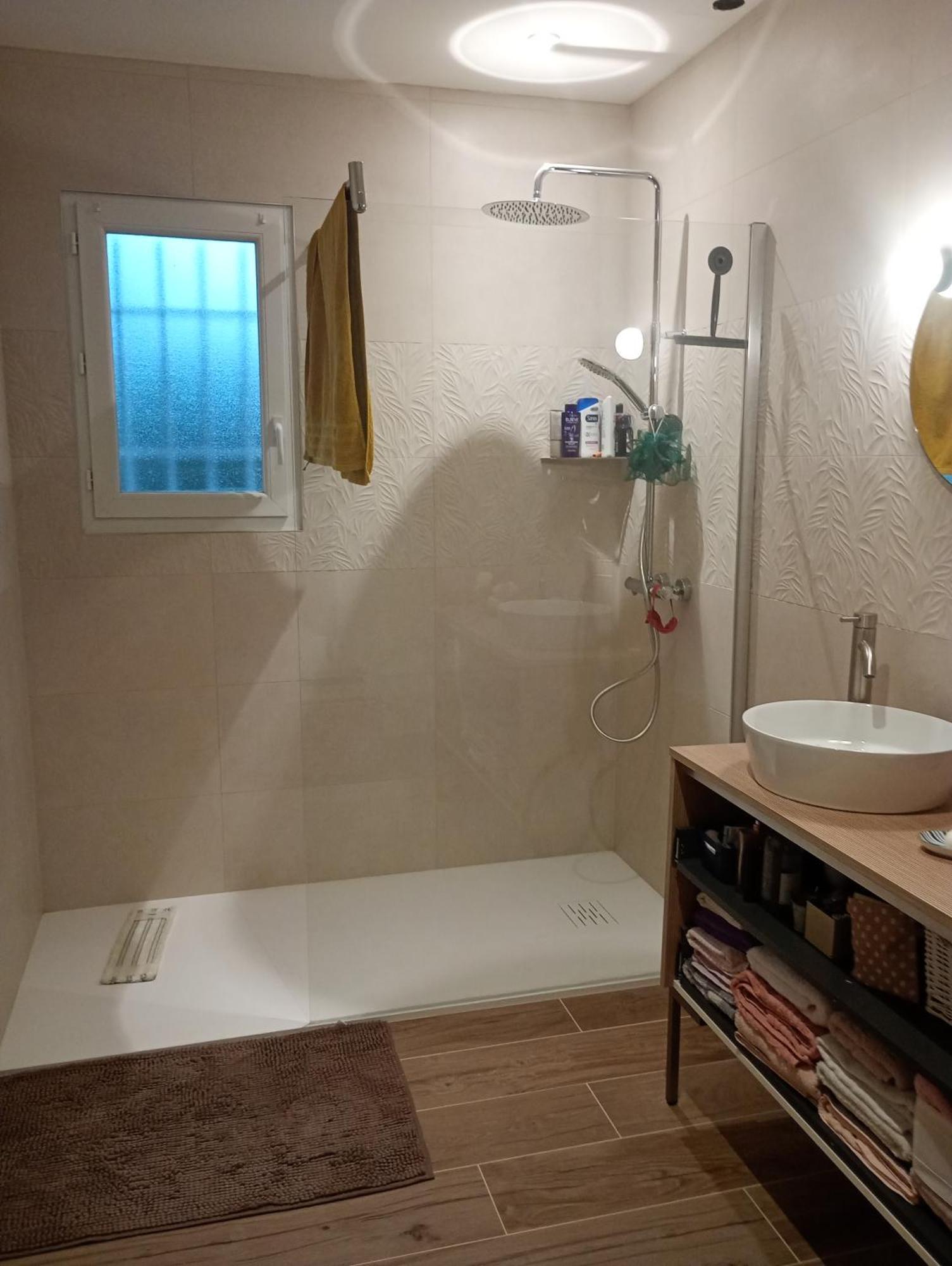 La Conviviale Apartment Saintes Bagian luar foto